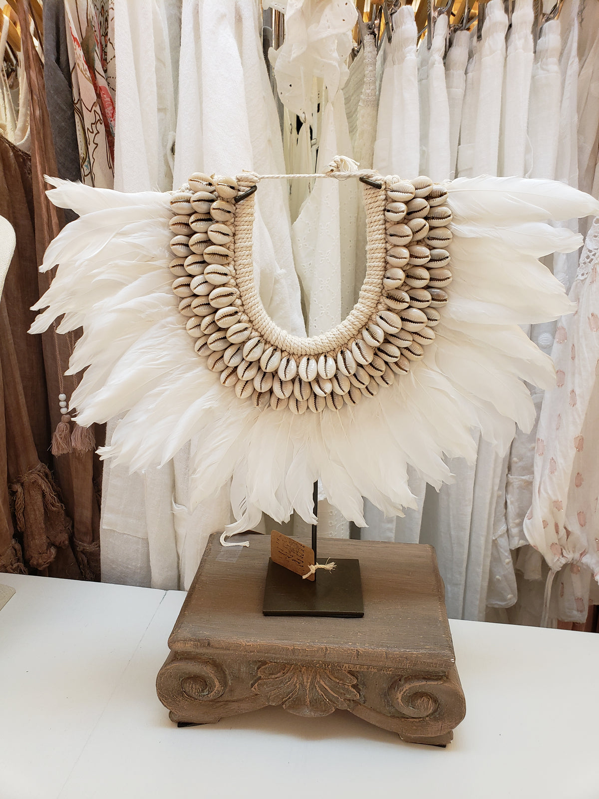 White Tahitian Feather Collar - I Love Bon Bon